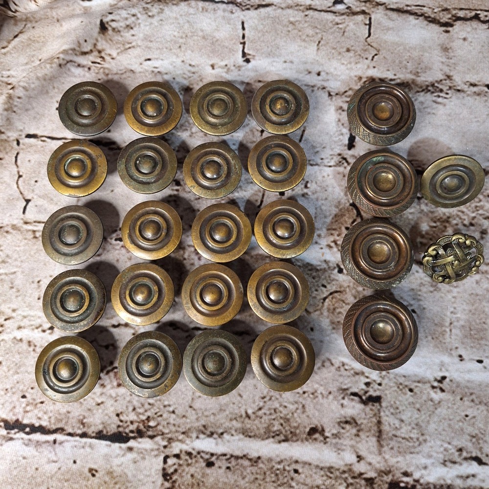 25pc‎ Vintage Brass Bullseye Drawer Knobs Lot Concentric Circle Cabinet Pulls